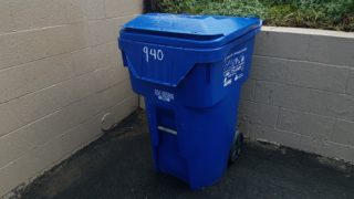 Bubble wrap discount in recycling bin